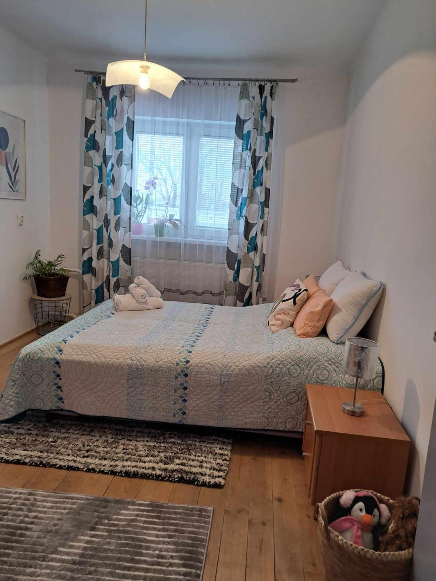 Cozy Town Center Retreat Apartment Komarno Exterior photo