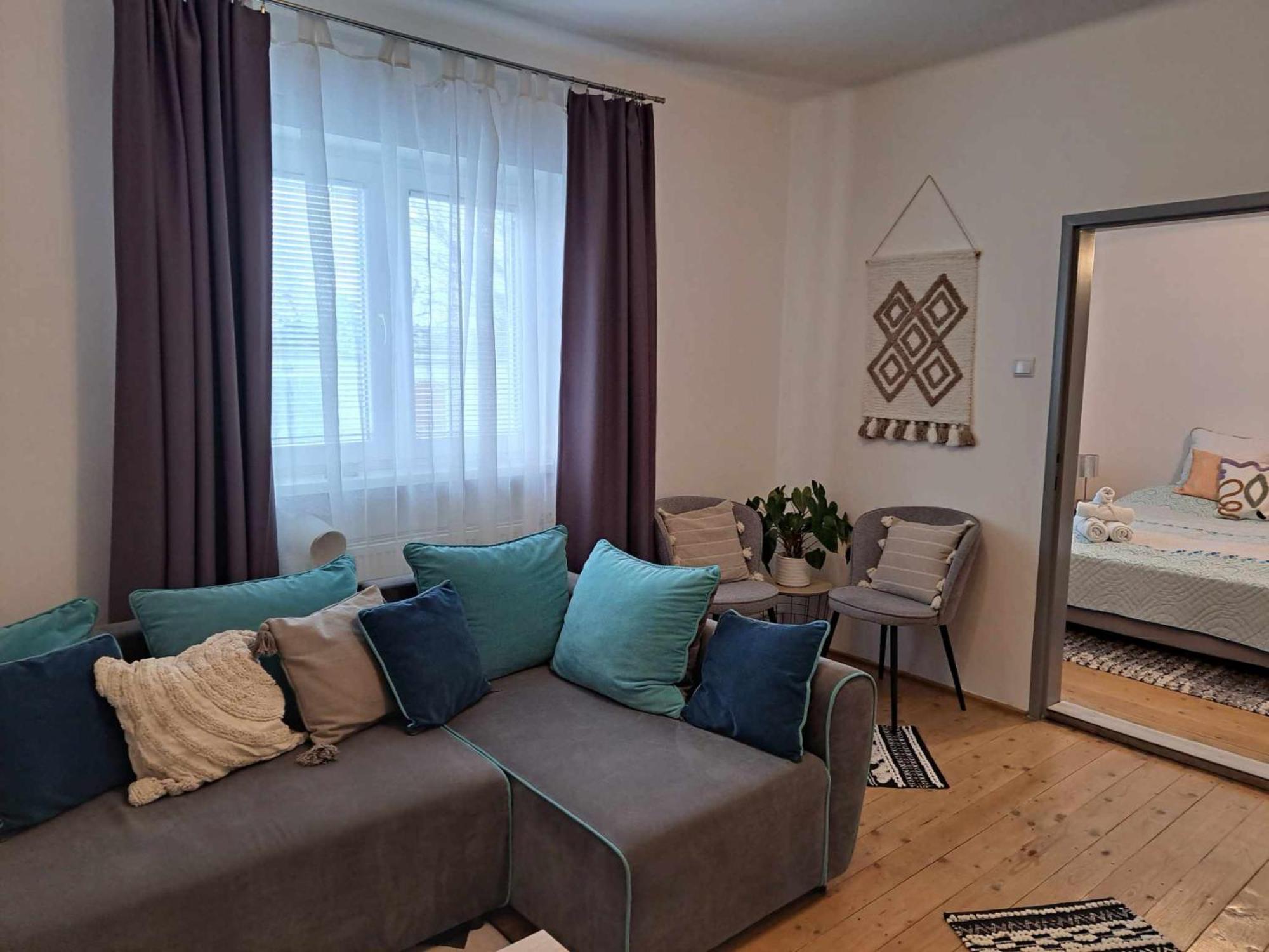 Cozy Town Center Retreat Apartment Komarno Exterior photo